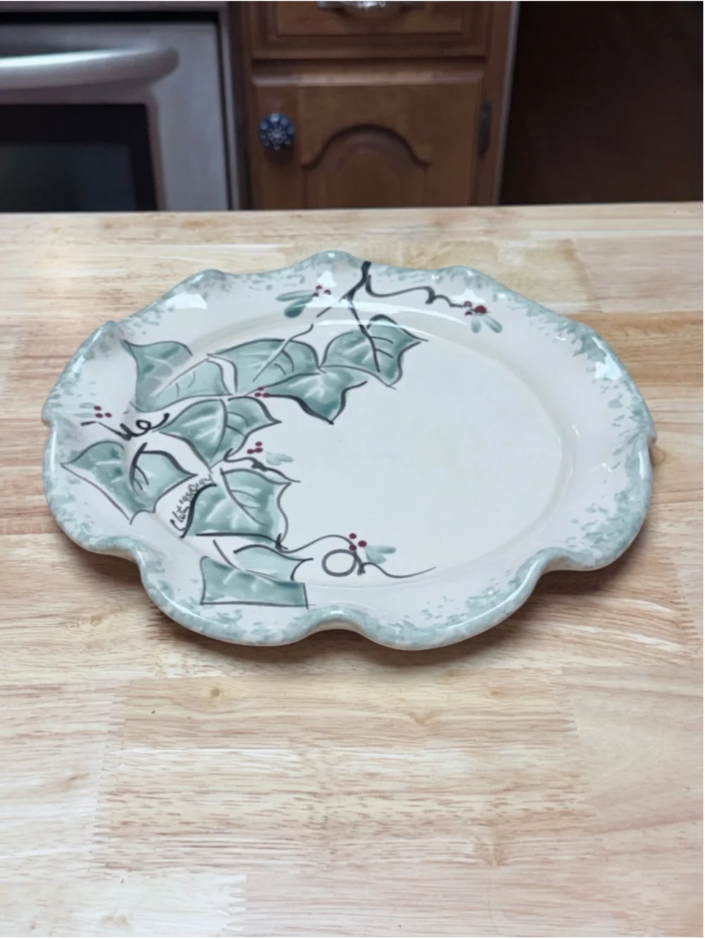 Vintage Ellis Pottery Holly Plate Texas Handmade Stoneware Hand-Painted Pottery